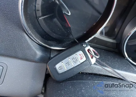 2015 Hyundai Sonata Hybrid из США, поврежденный, VIN KMHEC4A45FA135141